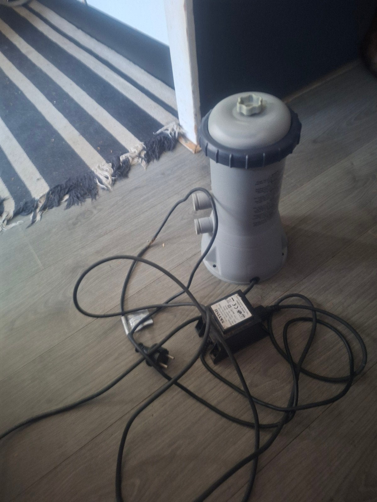 Gratis!! Intex zwembad filter (kapot), Ophalen, Gebruikt