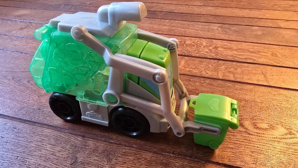 Play Dooh vuilniswagen, nooit mee gespeeld geen klei, Ophalen of Verzenden, Nieuw