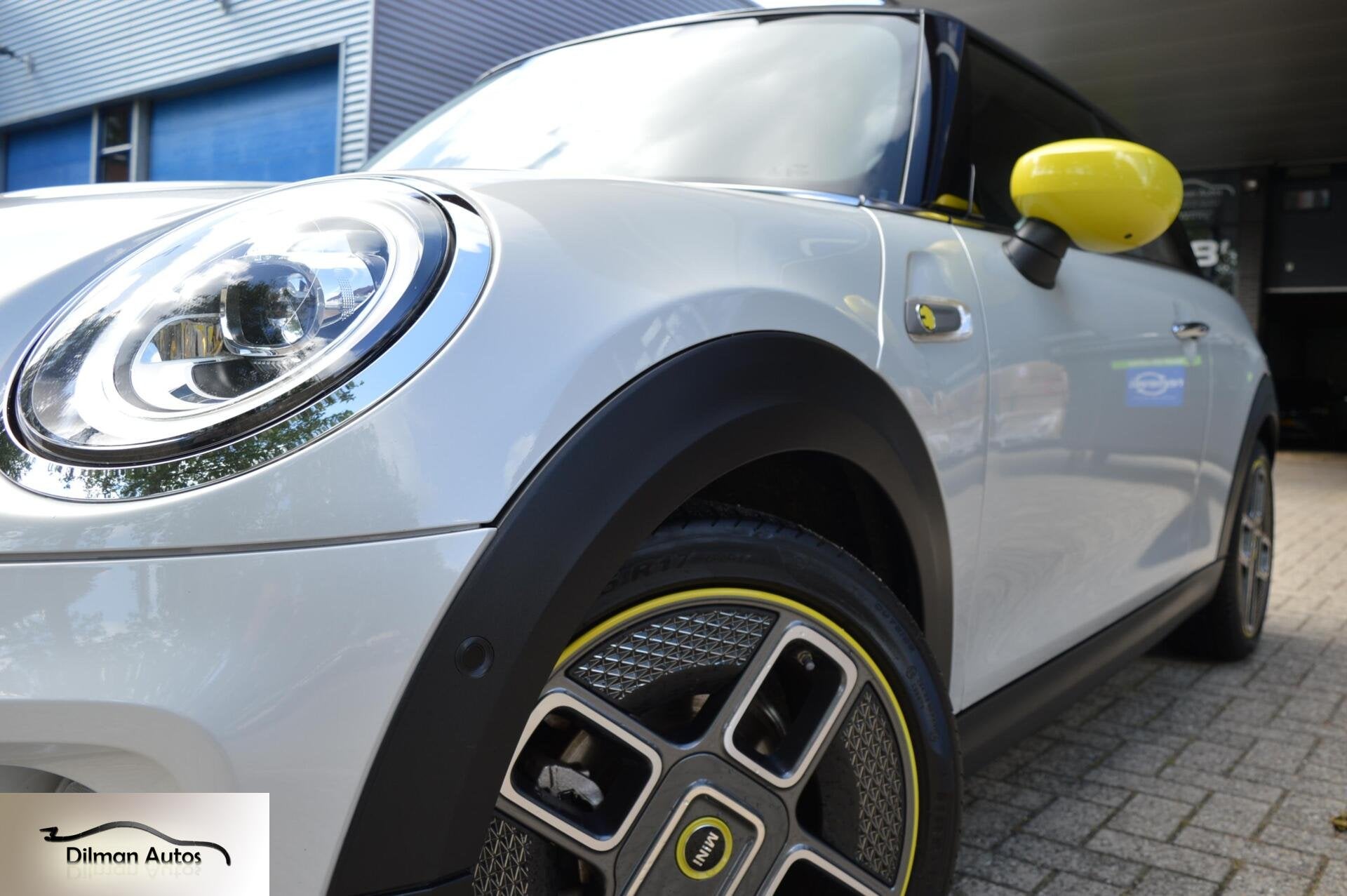 Mini Mini Electric Charged 33 kWh (F56)Leder|Head up|SOH 97%, 4 stoelen, 184 pk, Autotrust, Te koop