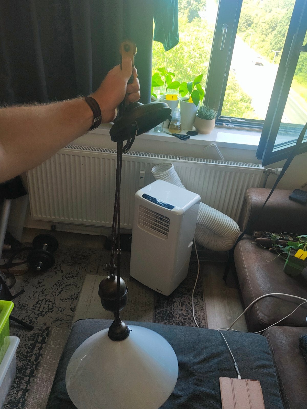 Hanglamp en tafellamp brons en melkglas antiek-vintage, Huis en Inrichting, Ophalen, Metaal