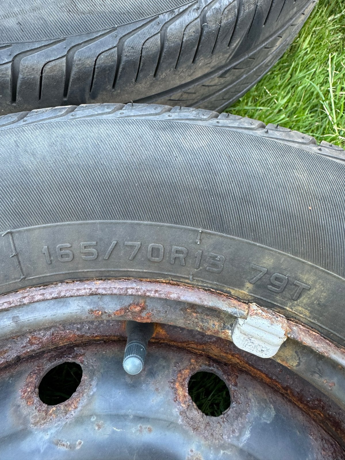 Gratis 4x108 peugeot 205 stalen velgen 165/70R13, Ophalen, Gebruikt