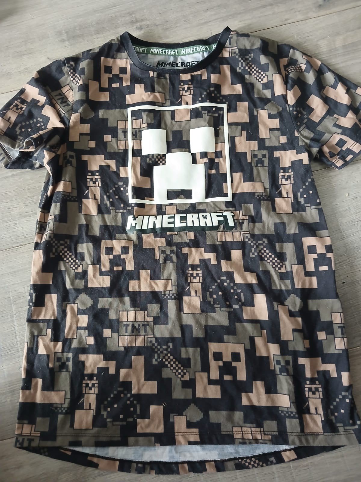 Donkergroen / khaki Minecraft shirt, maat 146, Jongen of Meisje, Minecraft, Ophalen of Verzenden, Zo goed als nieuw