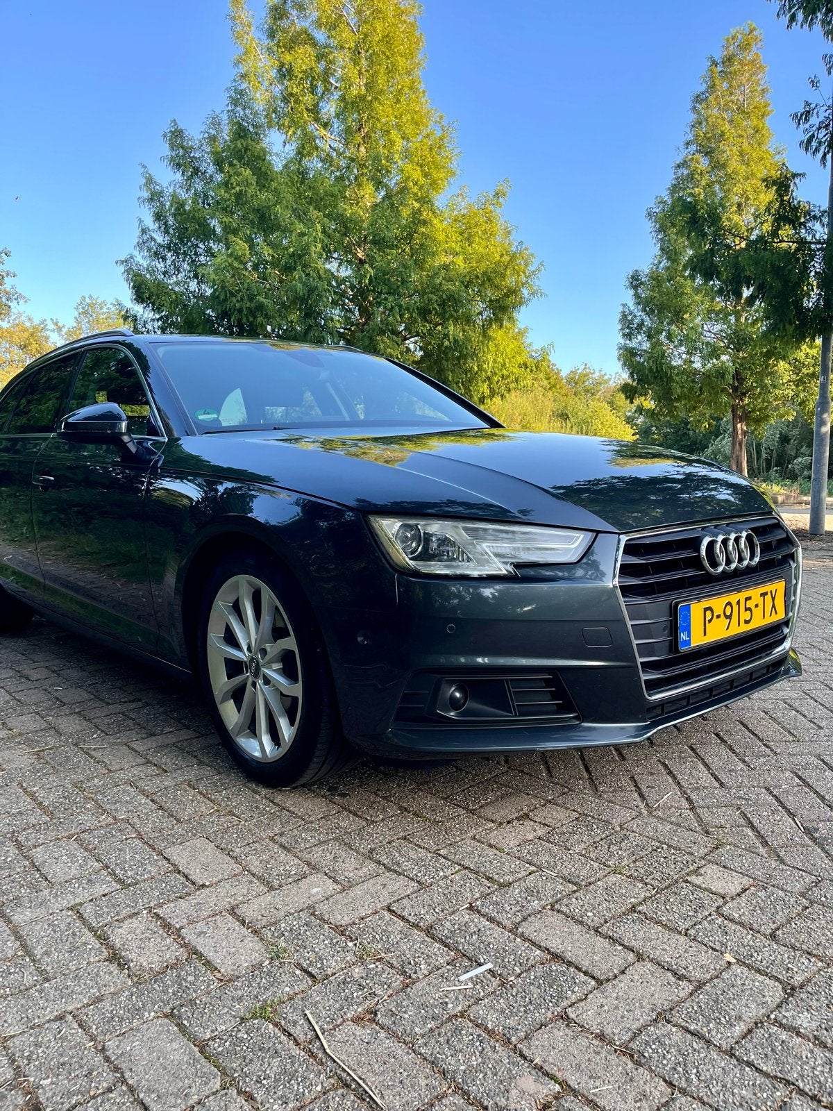 Audi A4 2.0 TDI 150pk 2017 Grijs S-Tronic LED CarPlay ACC, Stof, Euro 6, 4 cilinders, 150 pk