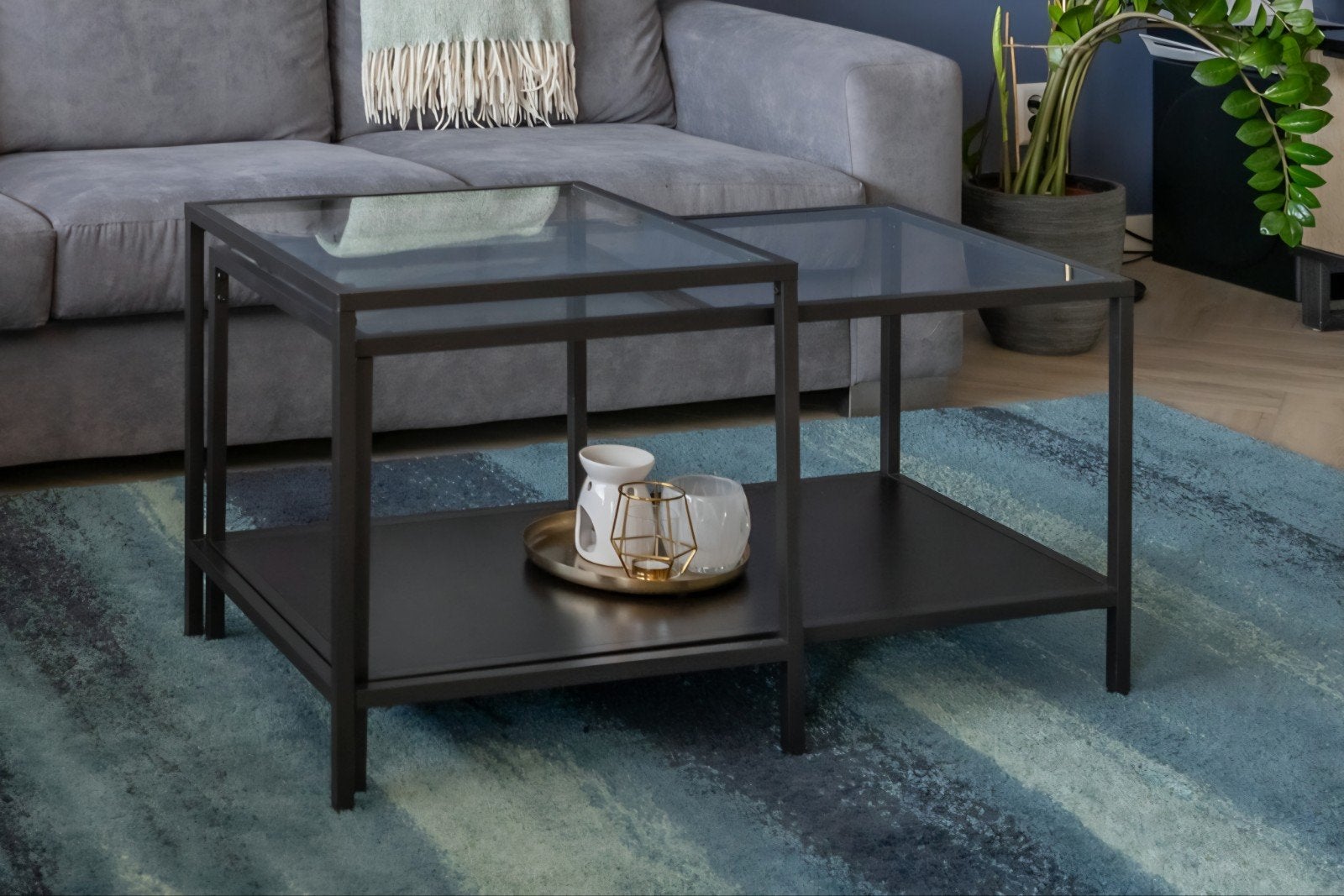 IKEA VITTSJÖ Max. length
90 cm
Width
50 cm
Height
50 cm
Max., Ophalen, 50 – 75, Gebruikt, 100 tot 150 cm