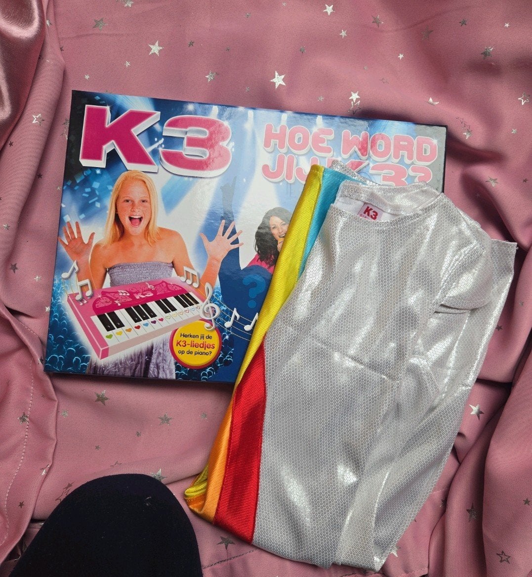 K3 spel: Hoe word jij K3? + K3 regenboog jurkje, Ophalen of Verzenden, Zo goed als nieuw