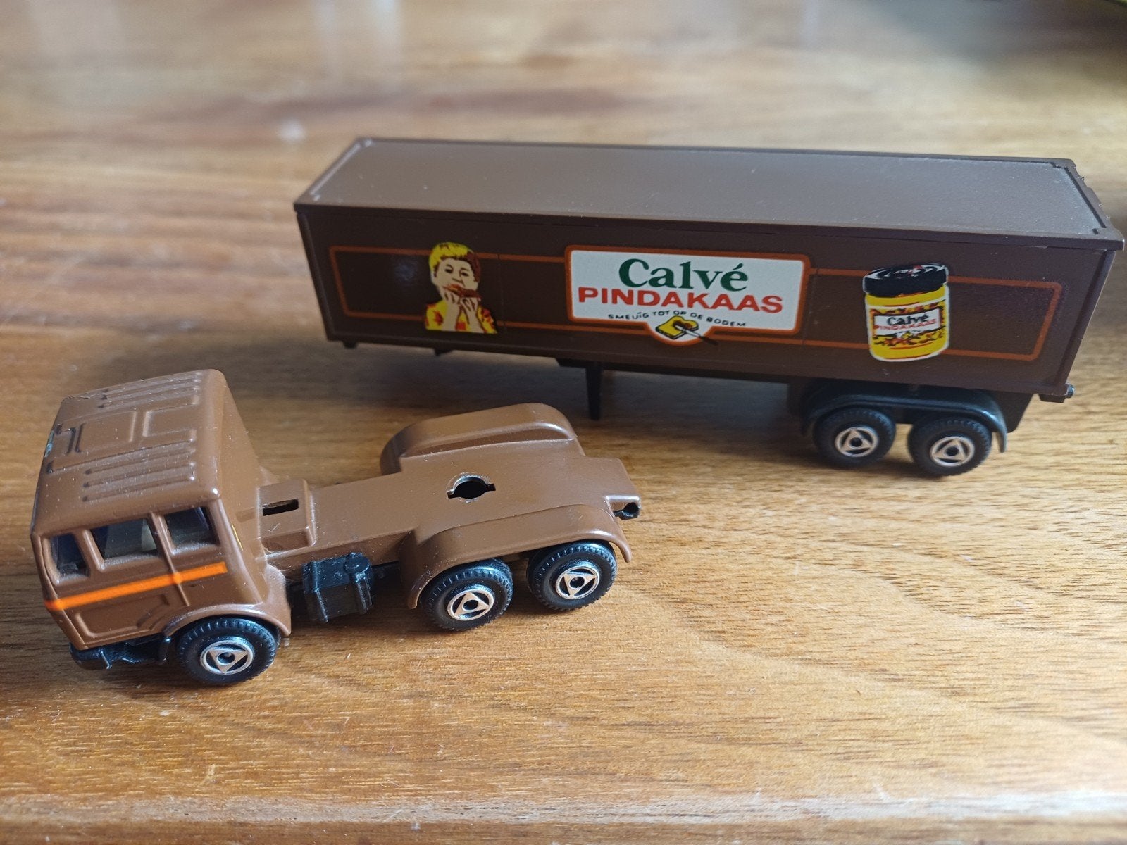 Efsi Mercedes Trekker + Calvé Pindakaas oplegger 1:87, Ophalen of Verzenden, Zo goed als nieuw, Bus of Vrachtwagen, Efsi