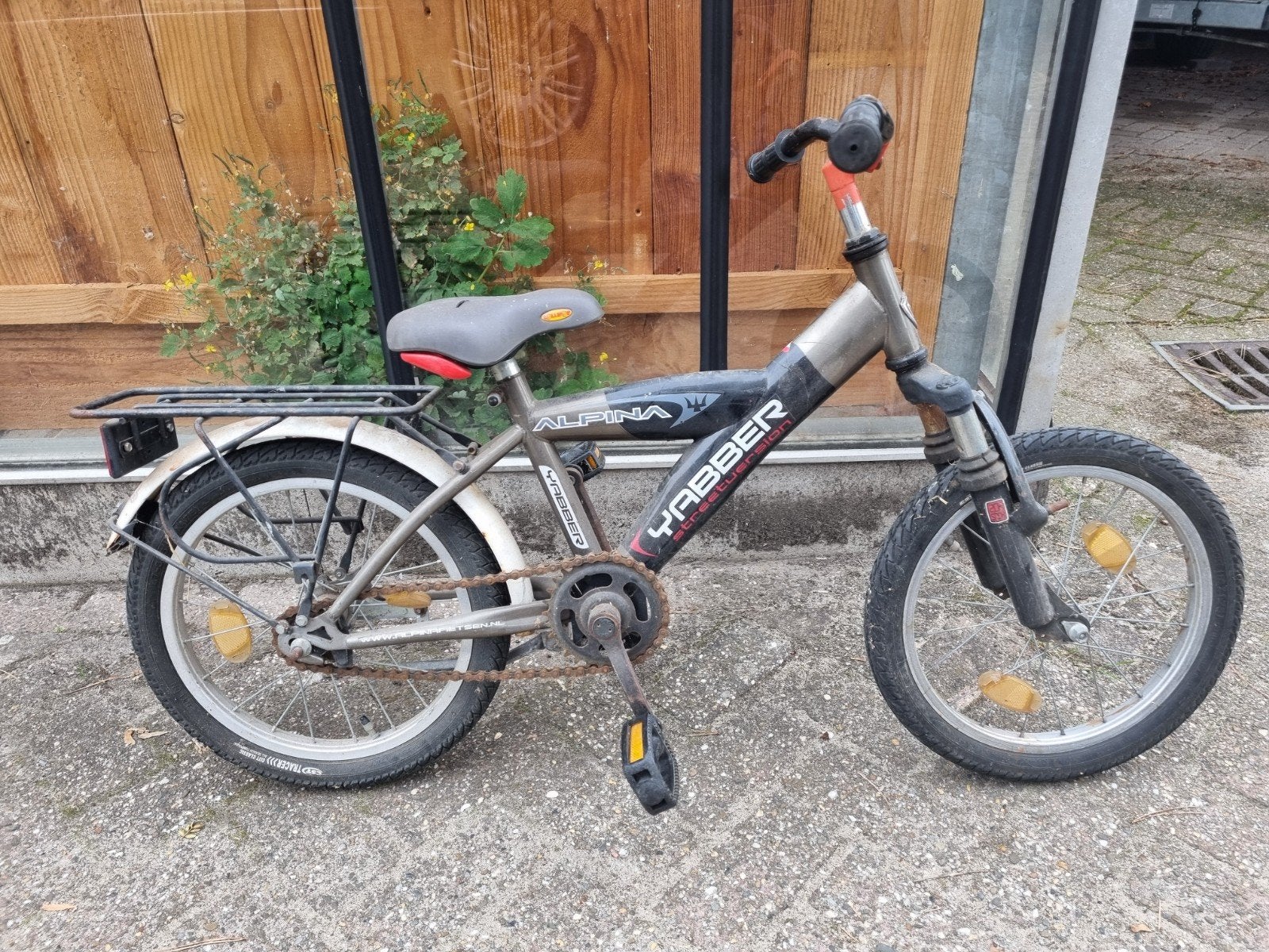 Alpina Yabber kinderfiets 16 inch, Fietsen en Brommers, Terugtraprem, Alpina, Ophalen of Verzenden, 16 tot 20 inch