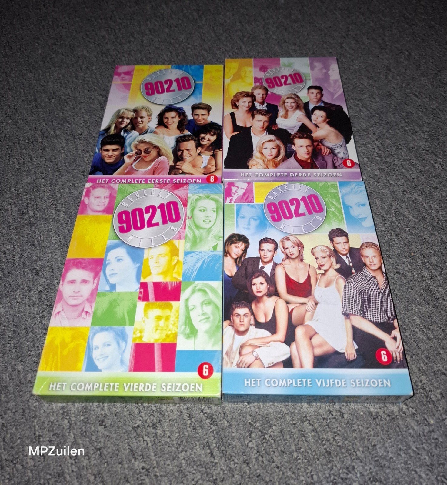 Beverly Hills 90210 .. 4 seizoenen, Cd's en Dvd's, Boxset, Drama, Ophalen of Verzenden, Zo goed als nieuw