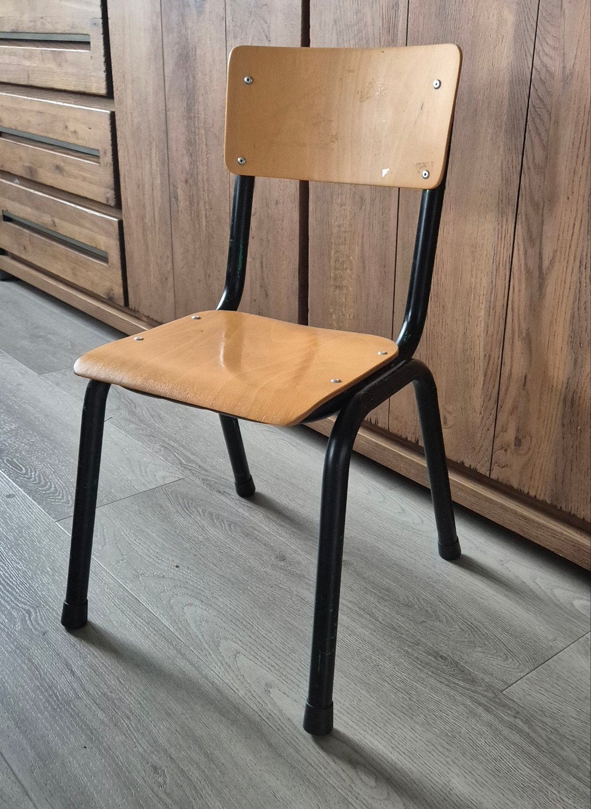 Kinderstoel school stoeltje vintage stoel, Ophalen, Gebruikt, Bruin, Eén