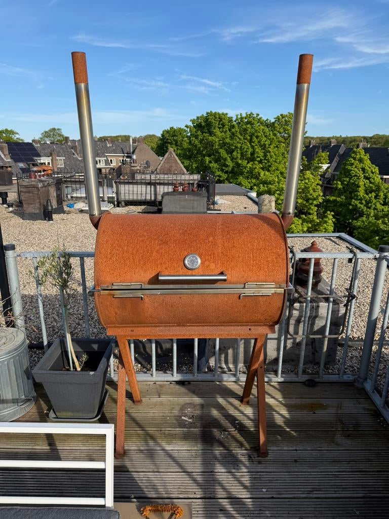 Custom BBQ / Smoker van olievat, Ophalen, Zo goed als nieuw