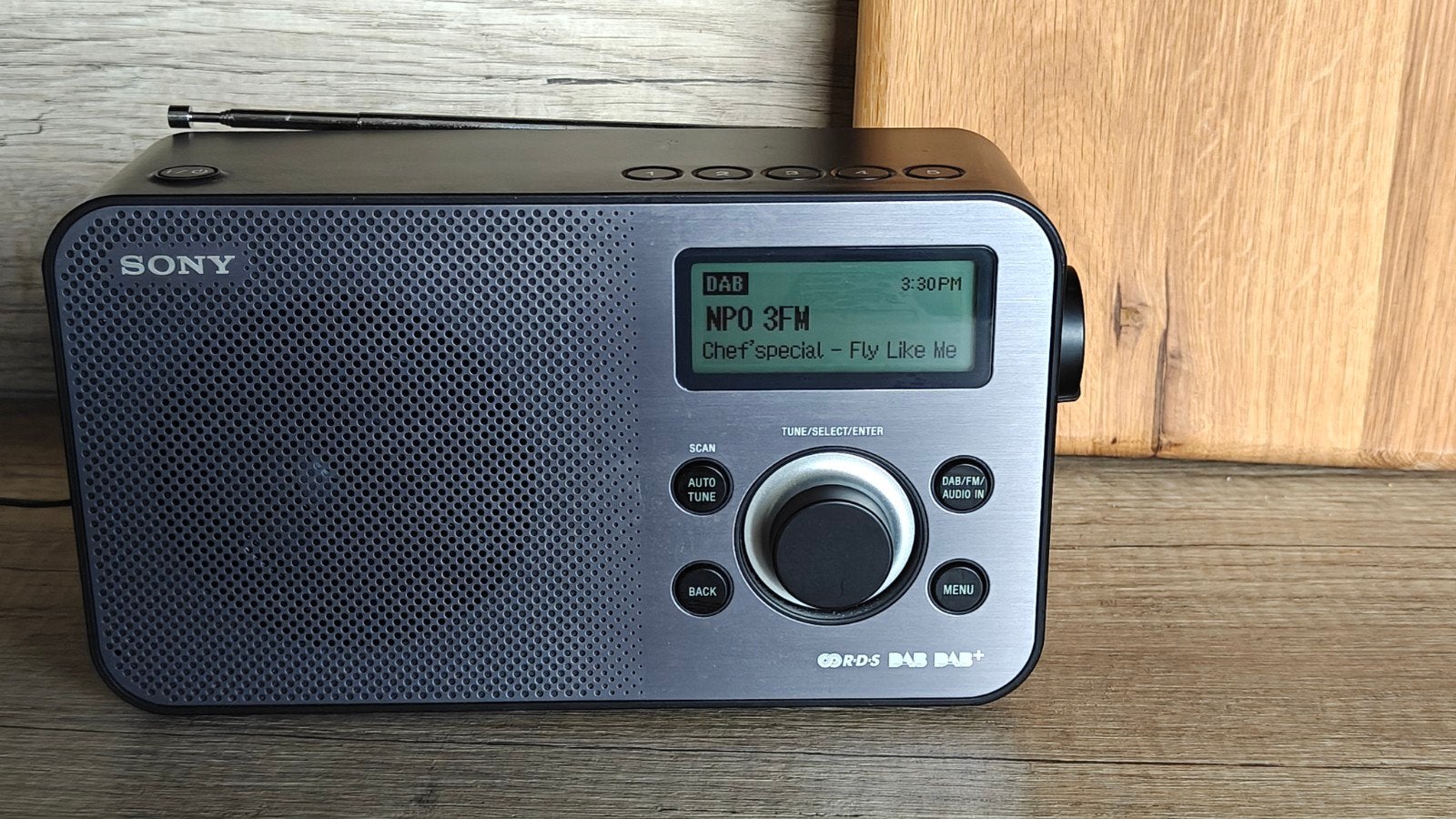 Sony DAB/FM Radio XDR-S60DBP met Adapter, Ophalen of Verzenden, Zo goed als nieuw, Radio