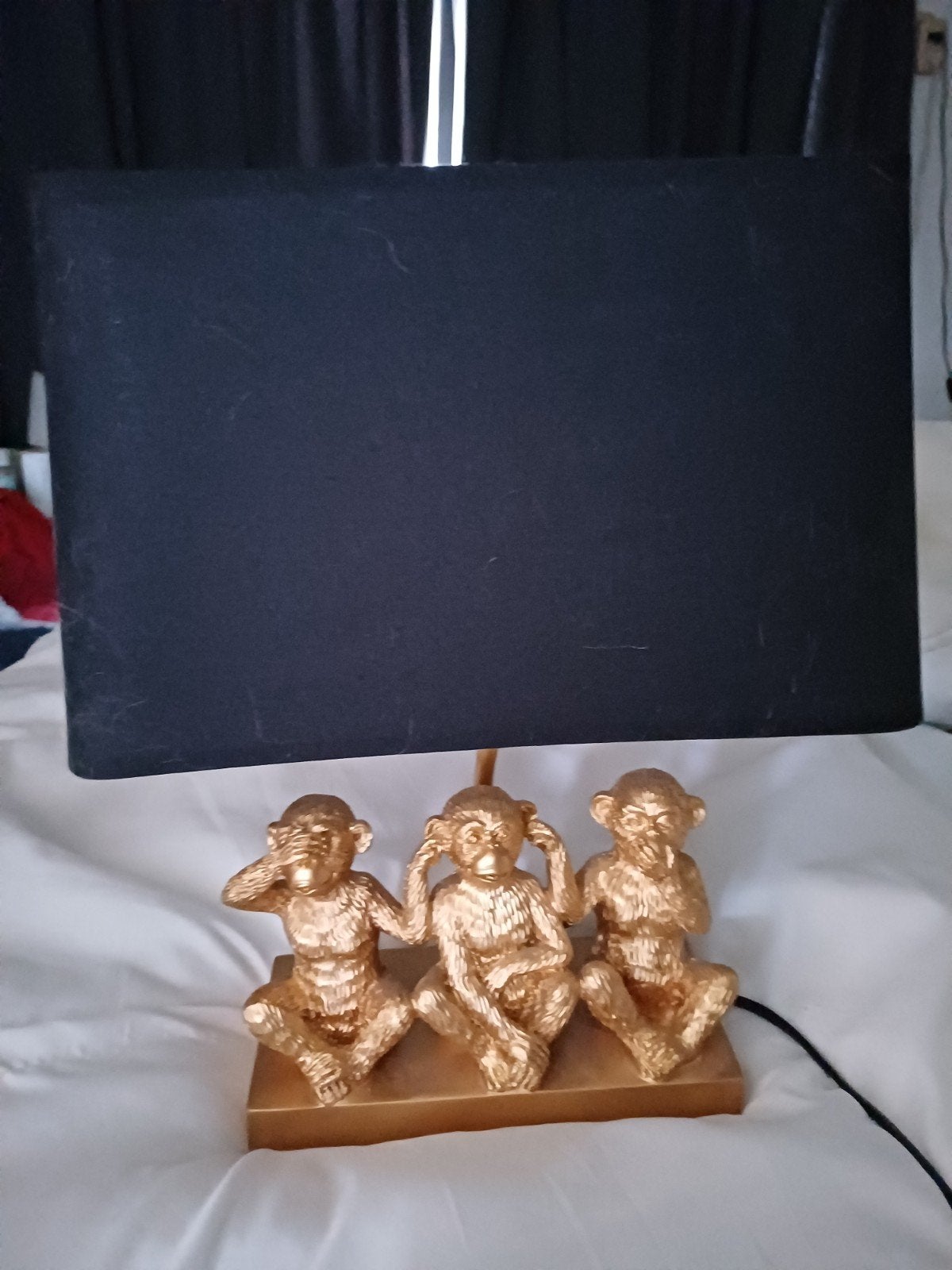 Gouden apenlamp met zwarte kap - 'Hoor, zie, zwijg', Huis en Inrichting, Ophalen, Zo goed als nieuw, Zwart