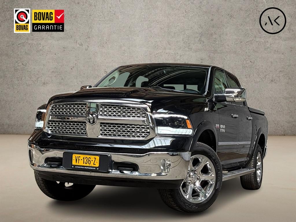 Dodge Ram 5.7 V8 4x4 Quad Cab 6'4 402Pk Automaat (SCHUIFDAK,, Auto's, Automaat, Gebruikt, Lichtsensor, Zwart