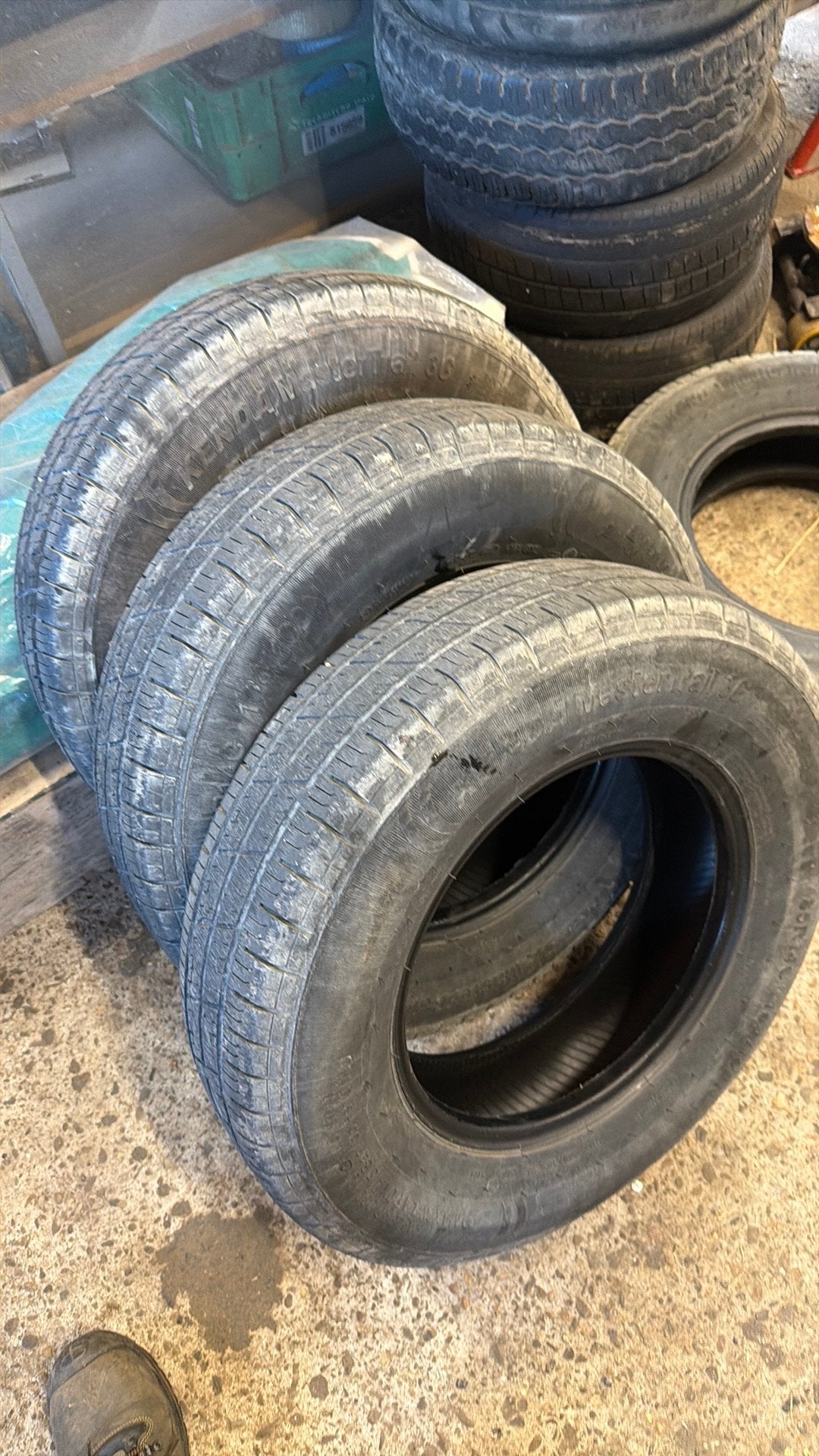 185 r14 aanhangerband 3 stuks gratis, Ophalen, Gebruikt, ., .