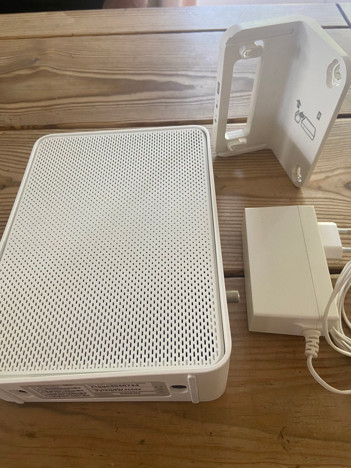 Ziggo connectbox, Computers en Software, Routers en Modems, Ophalen of Verzenden, Gebruikt