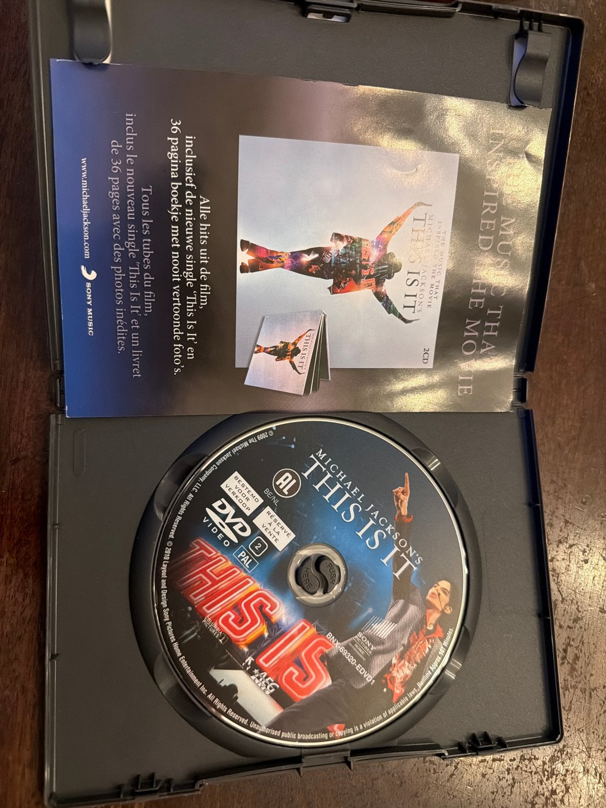 Michael Jackson's This Is It DVD - Speciale Editie, Nederlands, Ophalen of Verzenden, Zo goed als nieuw, Engels
