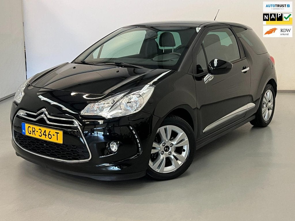 DS 3 1.2 PureTech So Chic / Aut / NL-auto / Nieuwe Riem, Auto's, DS, Stof, Gebruikt, 1199 cc, Origineel Nederlands