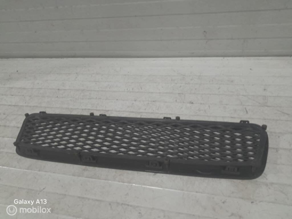 Grill Volvo V50, Auto-onderdelen, Carrosserie en Plaatwerk, Gebruikt, Ophalen of Verzenden