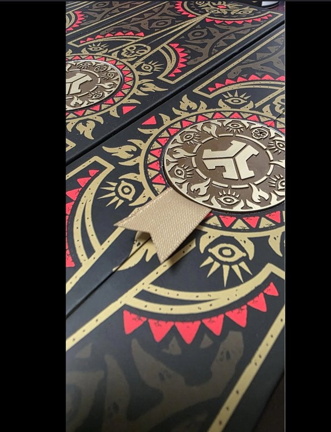 Gezocht Defqon bandjes