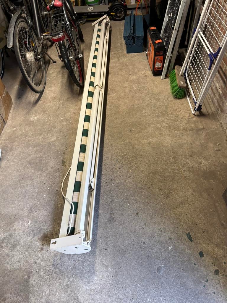 Elektrische zonneluifel, 150 tot 300 cm, Ophalen, Zo goed als nieuw, Knikarmscherm