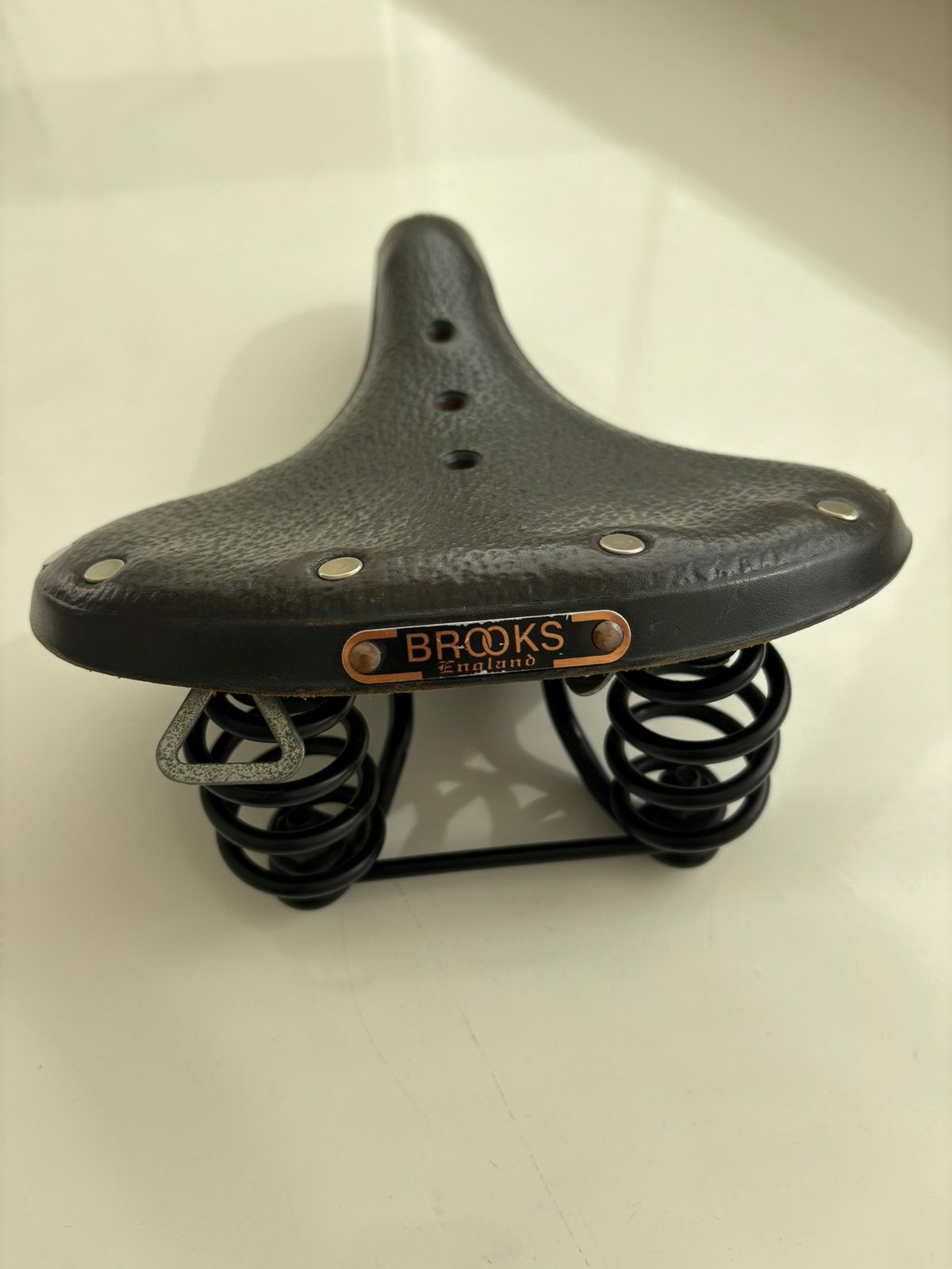 Brooks fietszadels ( 2 stuks), Fietsen en Brommers, Fietsonderdelen, Ophalen, Zo goed als nieuw