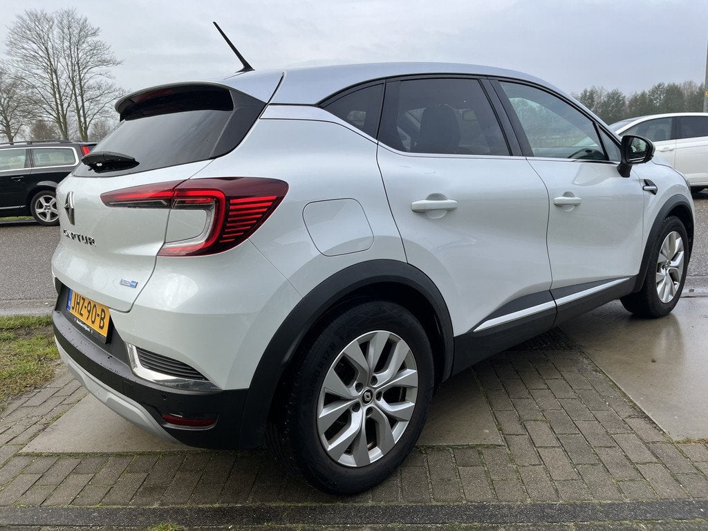 Renault Captur 1.6 E-Tech Hybrid 145 PK Intens / Apple Carpl, 12 maanden, Wit, Bedrijf, SUV of Terreinwagen