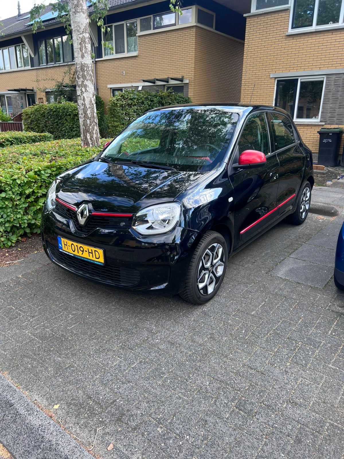 Renault Twingo 1.0 SCe 75pk 2020 Zwart, 4 stoelen, Zwart, Origineel Nederlands, Handgeschakeld