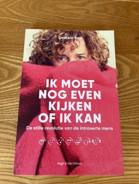 Boek ik moet nog even kijken of ik kan, Ophalen of Verzenden, Zo goed als nieuw