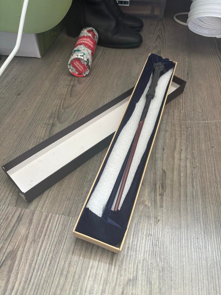 Harry Potter toverstaf - Replica, Ophalen of Verzenden, Zo goed als nieuw, Replica