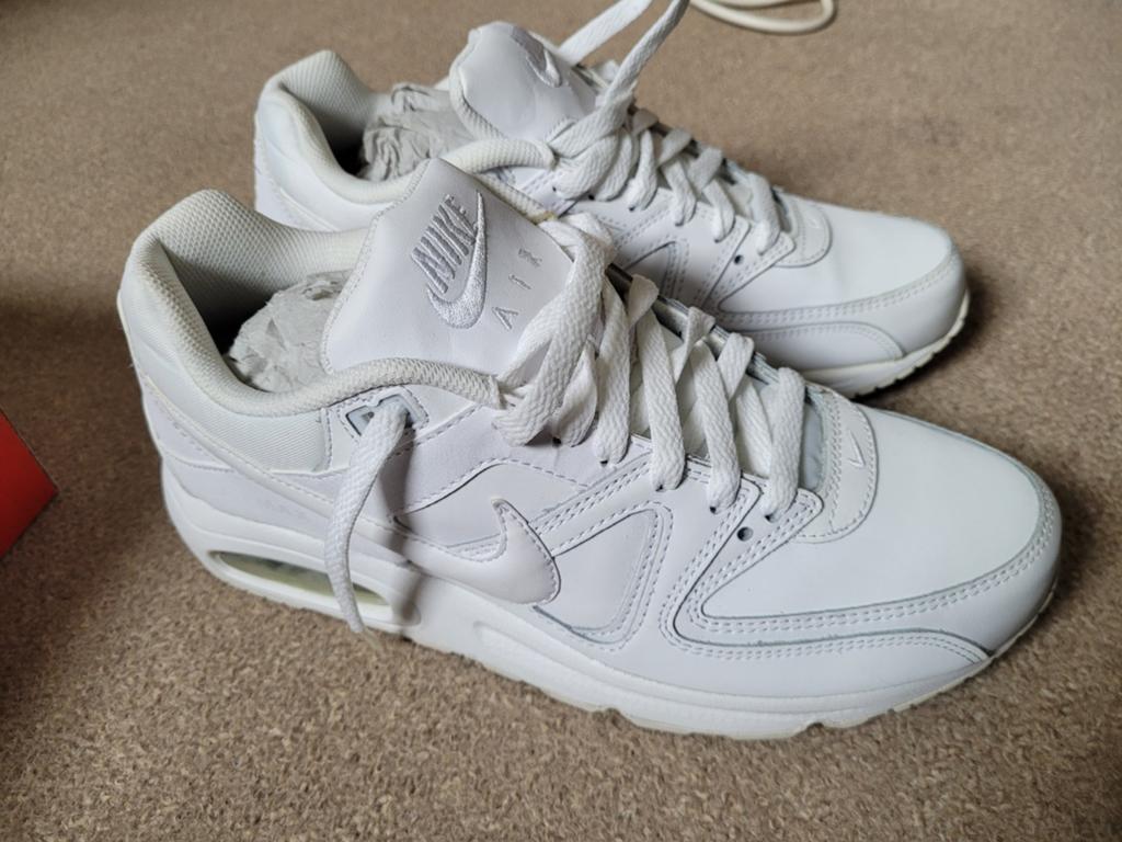 Nieuwe leren Nike air max command maat 42,5, Ophalen of Verzenden, Nieuw, Schoenen
