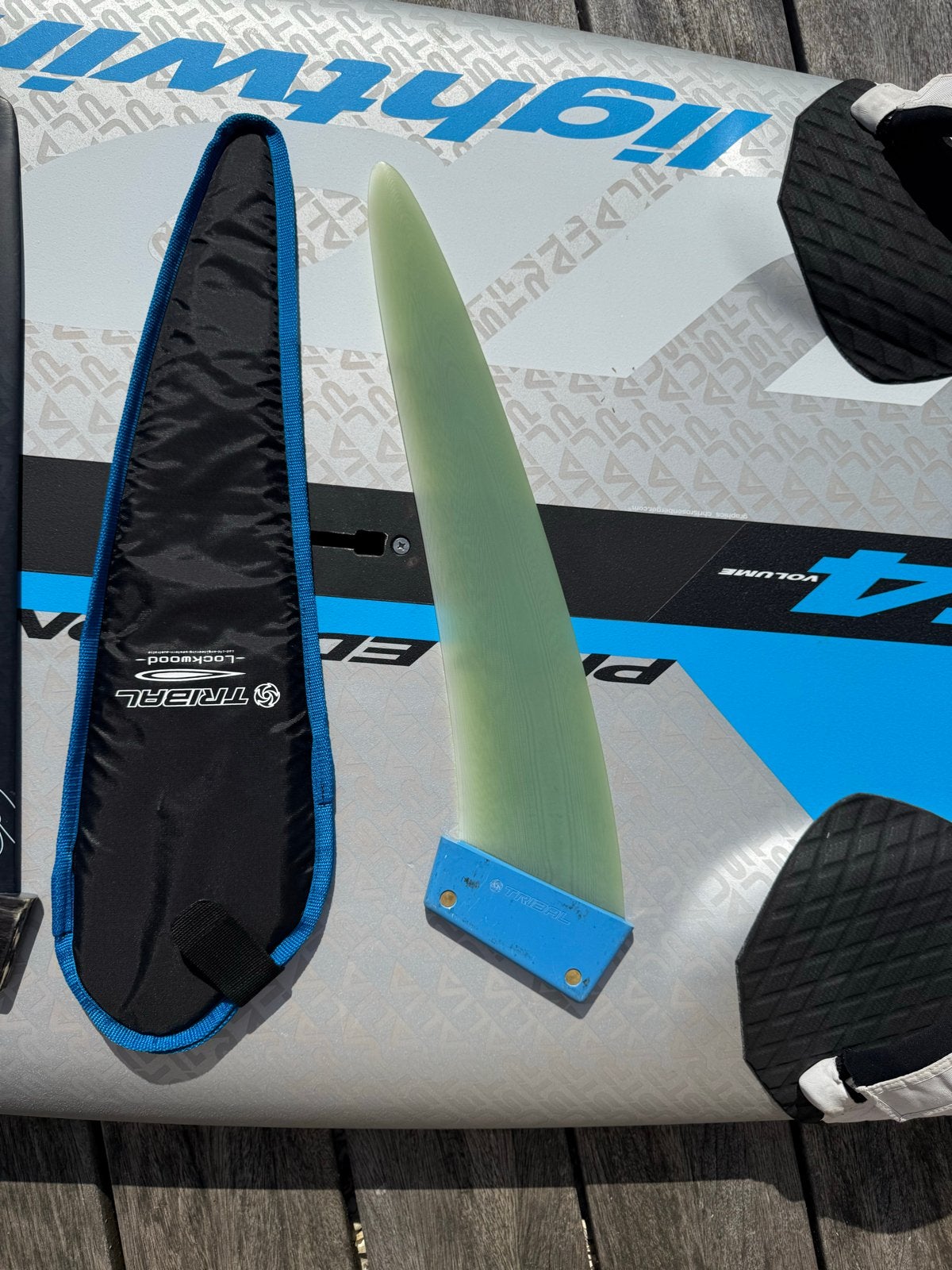 JP Lightwind 90  - Super Light Wind + tribal weedvin, Ophalen, Gebruikt, Minder dan 250 cm, Met vin(nen)