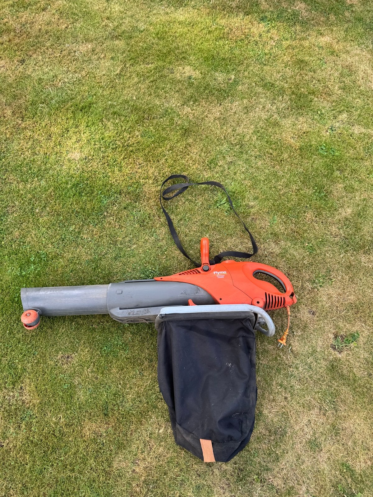 Husqvarna bladblazer/bladzuiger 2.5kW, Gebruikt, Handgedragen, Ophalen of Verzenden, Met opvangzak