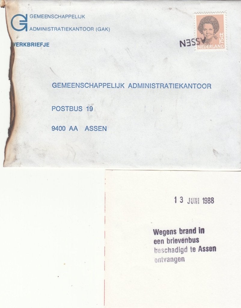Brief Assen Wegens brand in brievenbus beschadigd 1988, Ophalen of Verzenden, Brief
