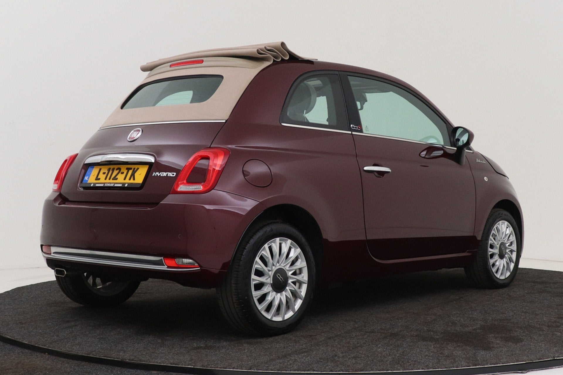 Fiat 500 C 1.0 Hybrid Dolcevita | Org NL | CarPlay | Climate, Voorwielaandrijving, Cabriolet, 4 stoelen, Leder en Stof