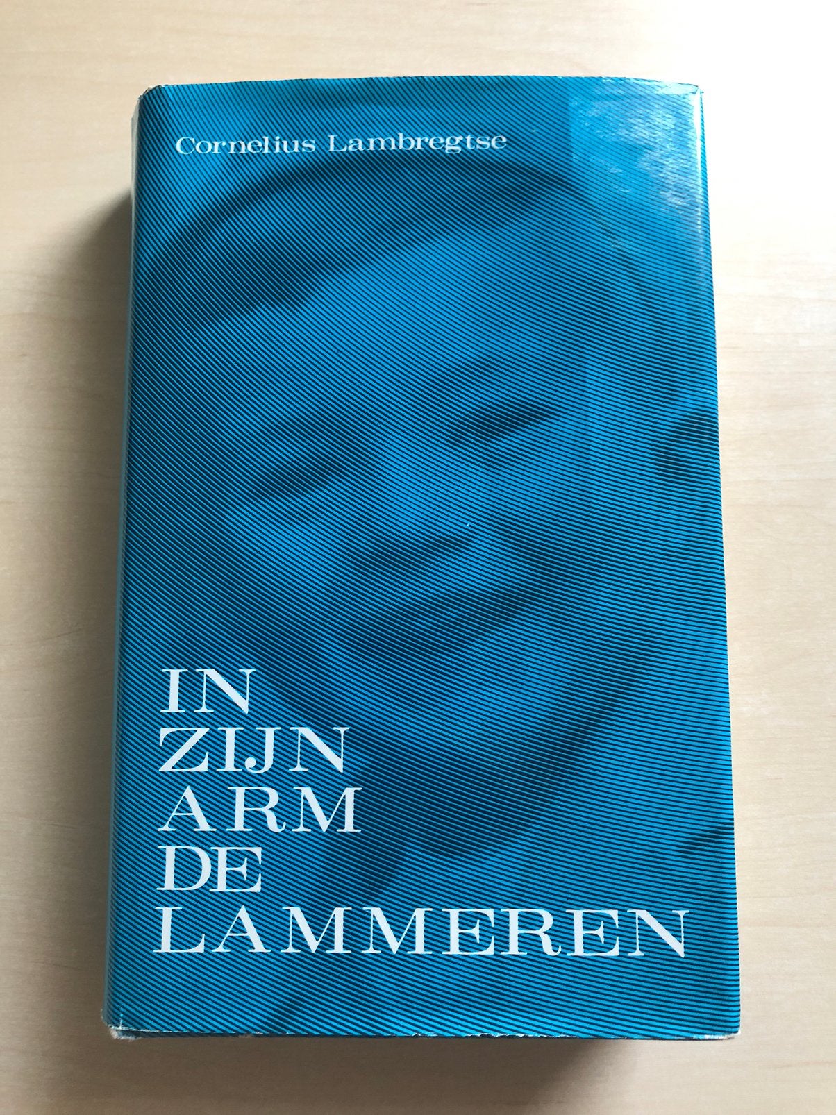 In zijn arm de lammeren door Cornelius Lambregtse, Ophalen of Verzenden