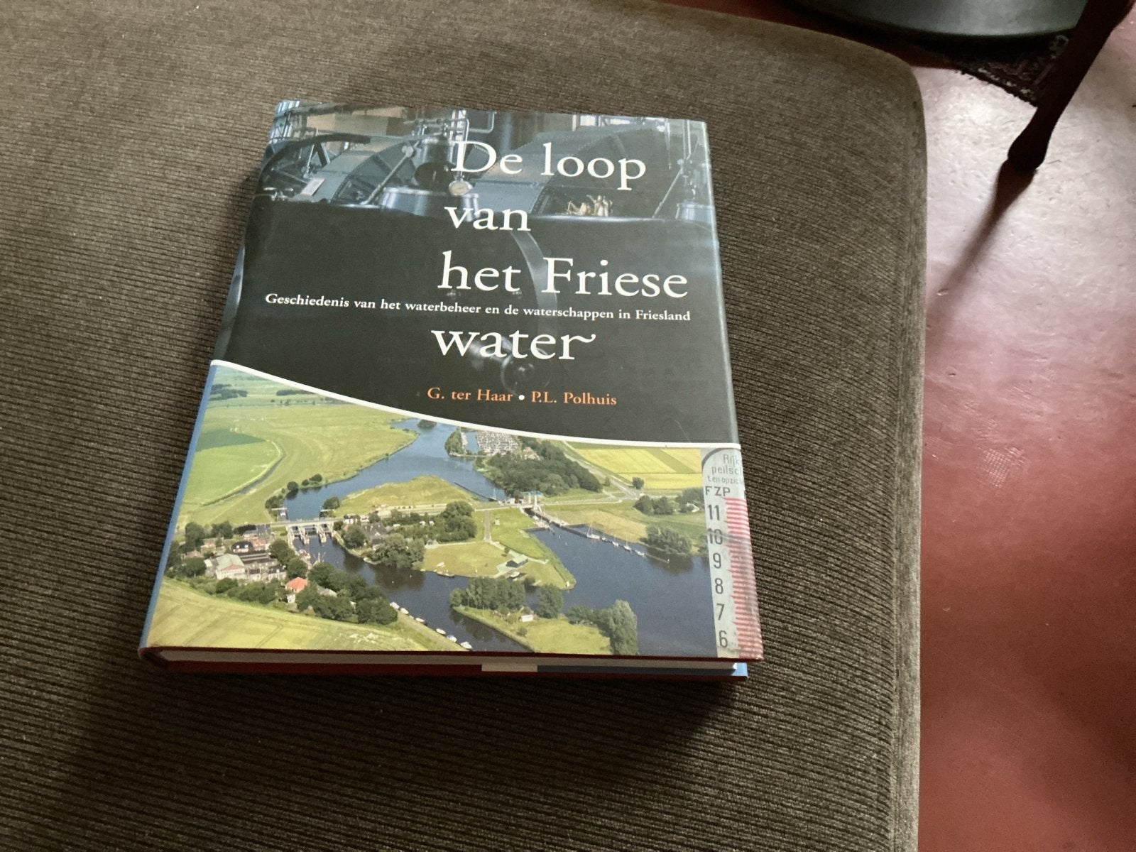 De loop van het Friese water - Geschiedenis waterbeheer, Ophalen of Verzenden, 20e eeuw of later, Zo goed als nieuw