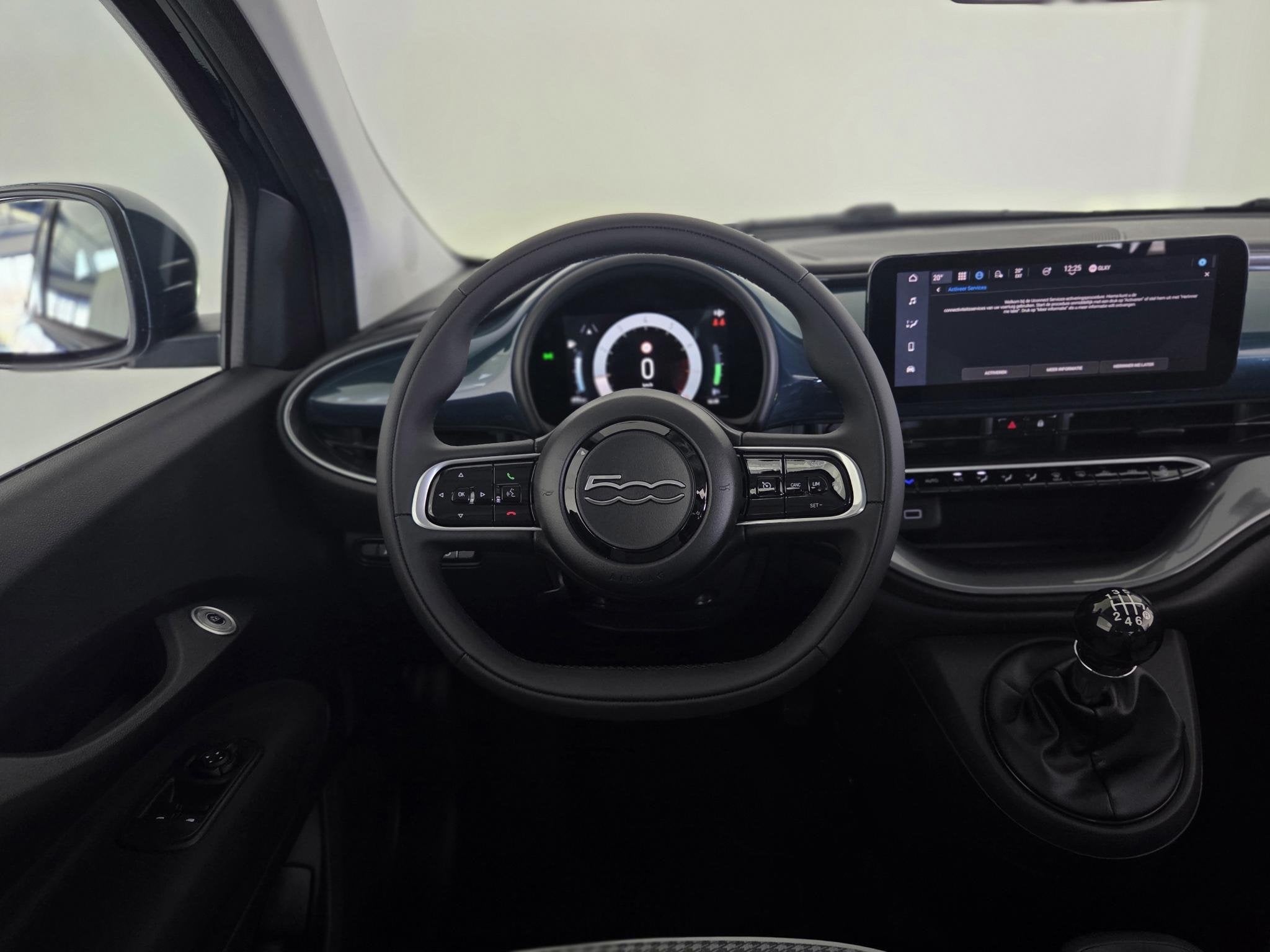 Fiat 500 1.0 Hybrid Torino Launch Edition | Apple-Android |, Stof, Euro 6, 4 stoelen, Origineel Nederlands