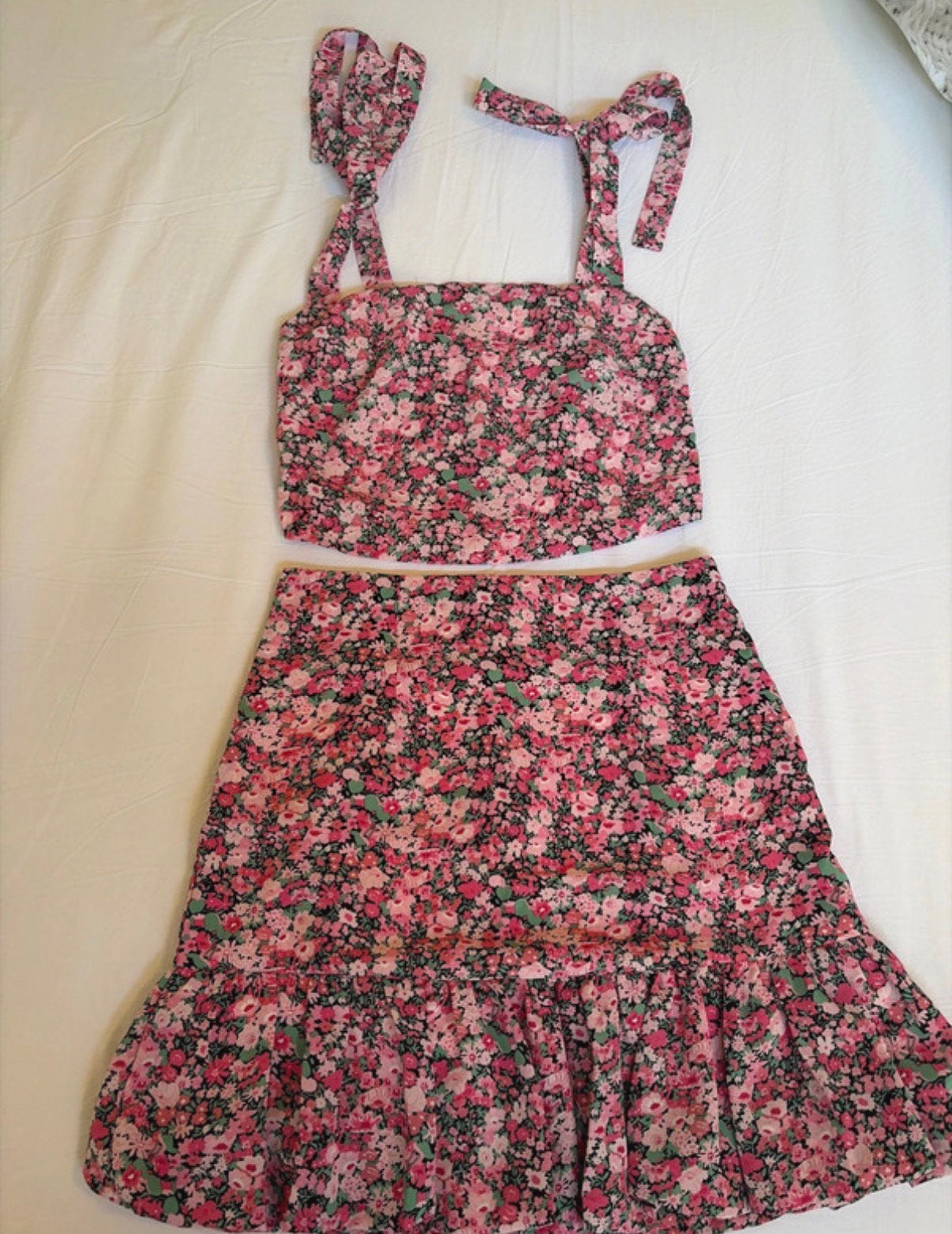 Loavies two piece, crop top met rok maat xs, Ophalen of Verzenden, Zo goed als nieuw