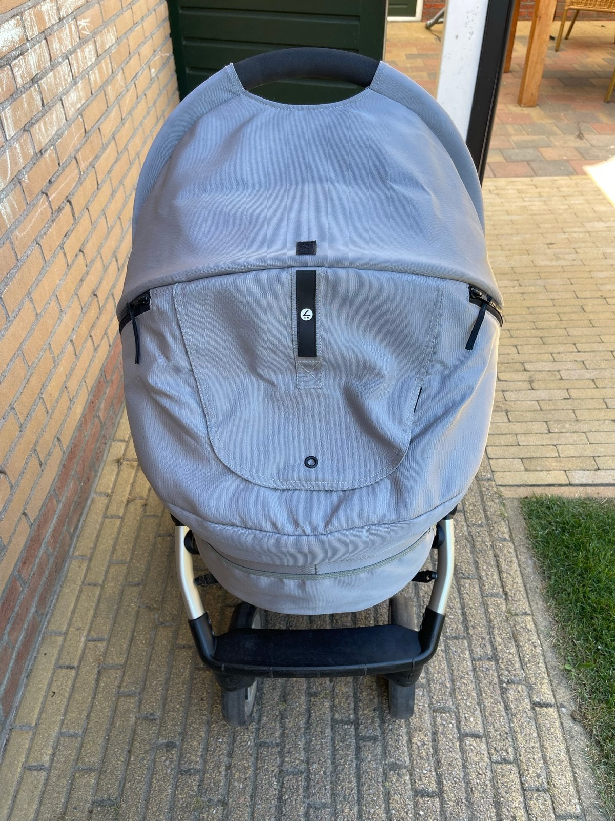 Mutsy Evo Combiwagen met reiswieg, voetenzak en Maxi Cosi, Ophalen, Gebruikt, Combiwagen, Mutsy