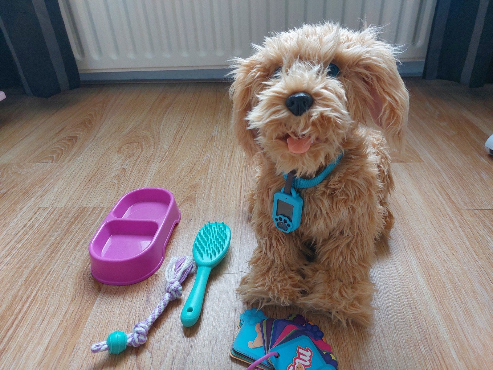 Moji de interactieve speelgoedhond met accessoires, Ophalen, Zo goed als nieuw