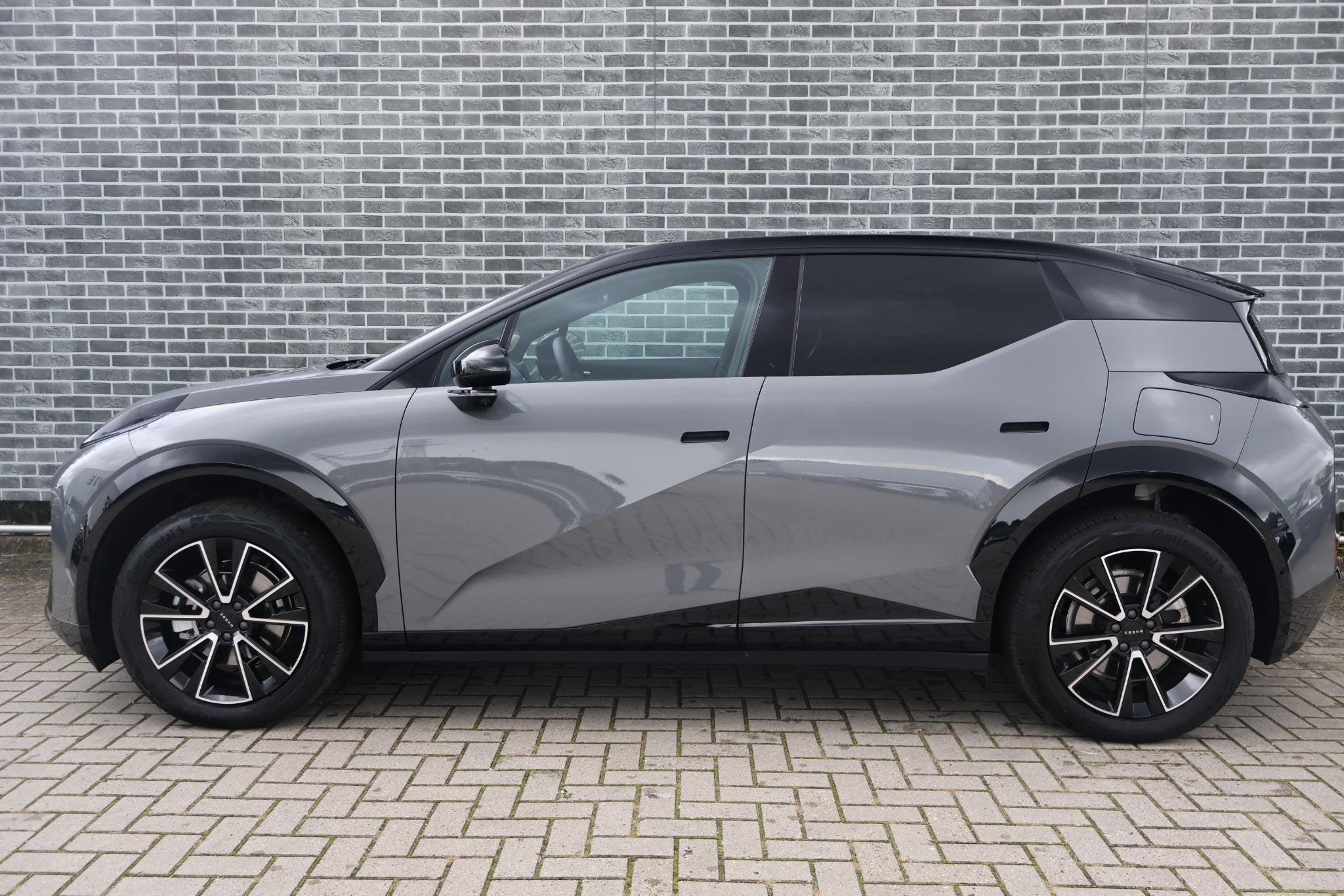 ZEEKR X RWD Long Range 69 kWh | Warmtepomp | Two-Tone | Pano, Auto's, 12 maanden, Gebruikt, Zwart, Origineel Nederlands