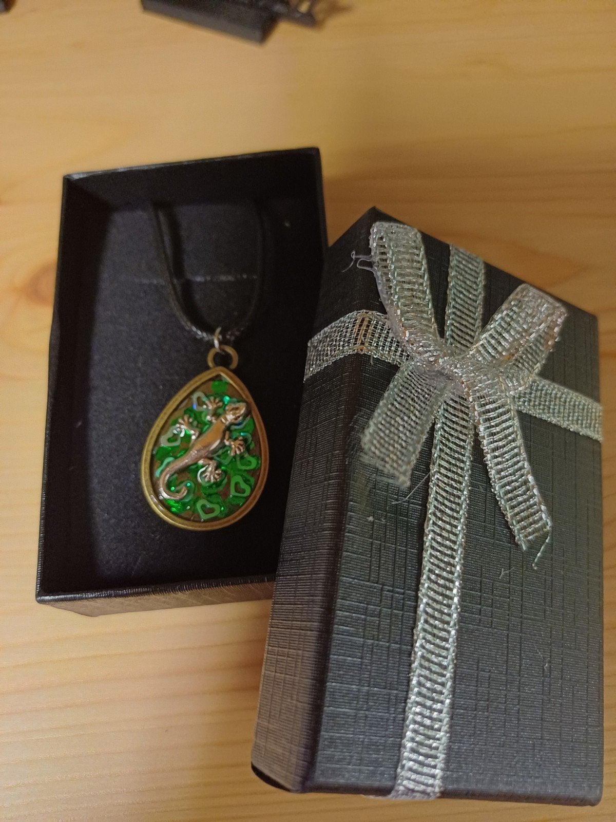 Workshop Sieraden maken met epoxy hars, Ophalen, Nieuw