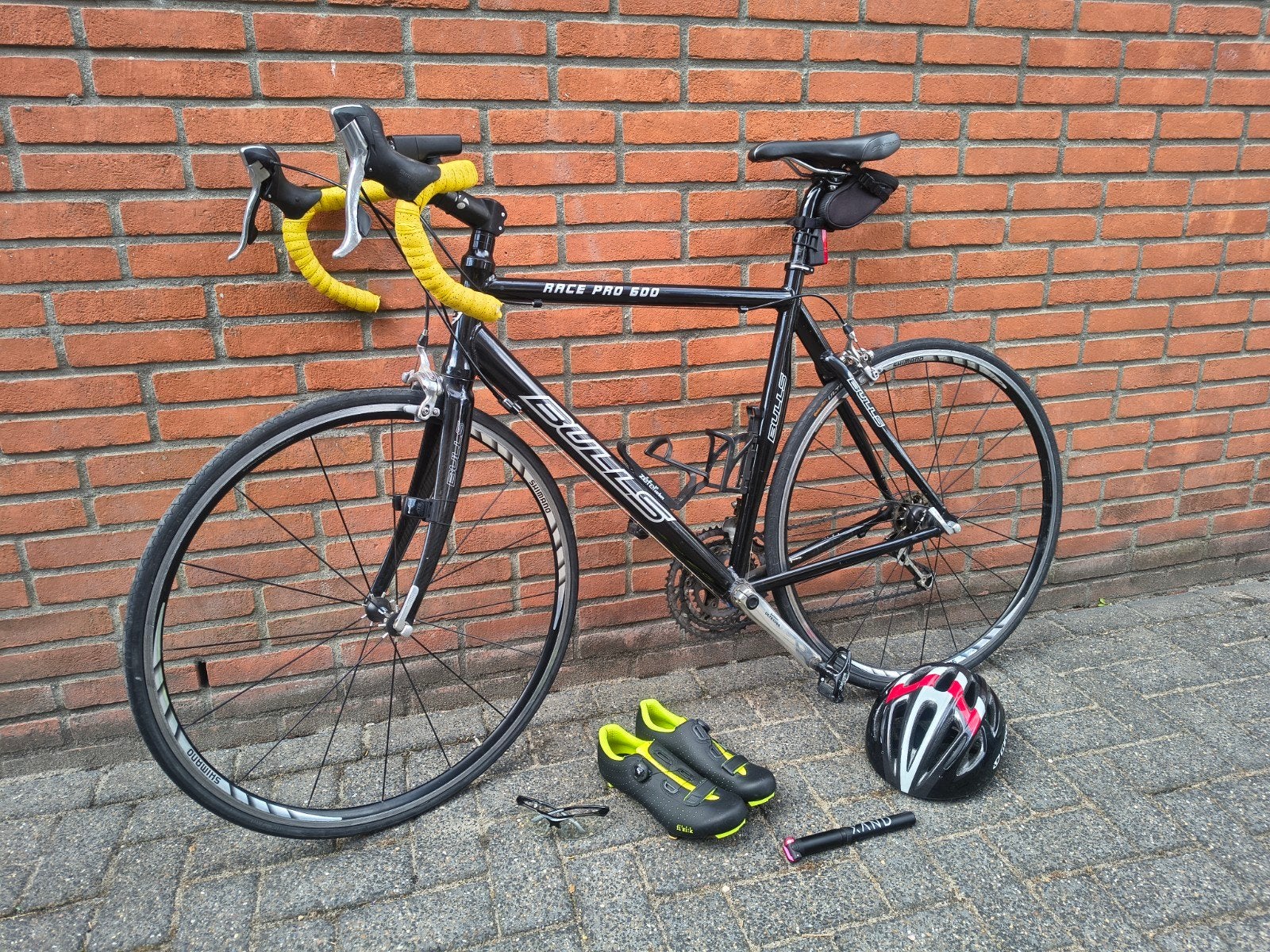 Bulls Race Pro 600 racefiets met accessoires, Fietsen en Brommers, Fietsen | Racefietsen, 28 inch, Gebruikt, Velgrem, Aluminium
