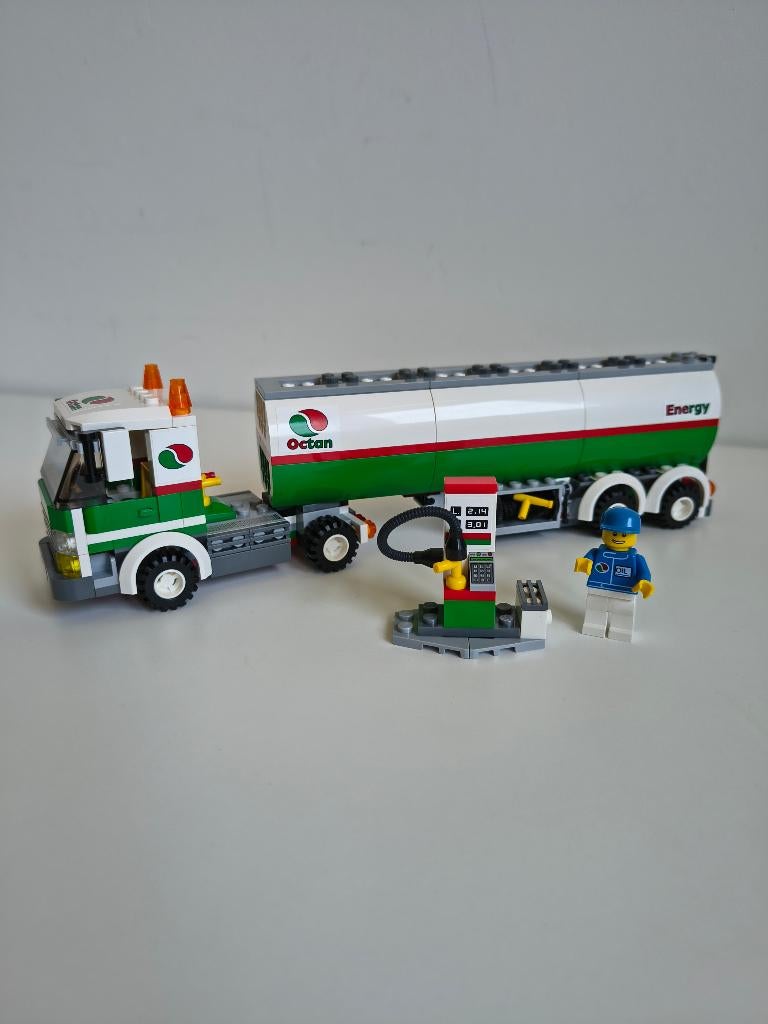 LEGO 3180 Tank Truck, Lego, Ophalen of Verzenden, Zo goed als nieuw, Compleet
