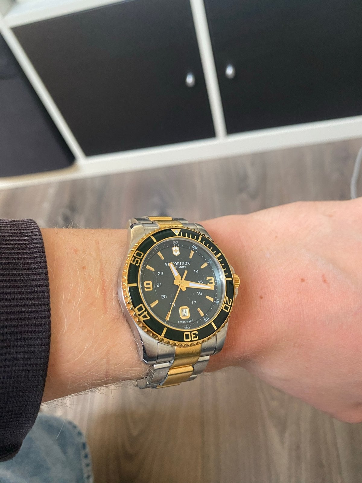 Victorinox Maverick horloge - RVS met gouden accenten, Overige merken, Gebruikt, Staal, Polshorloge