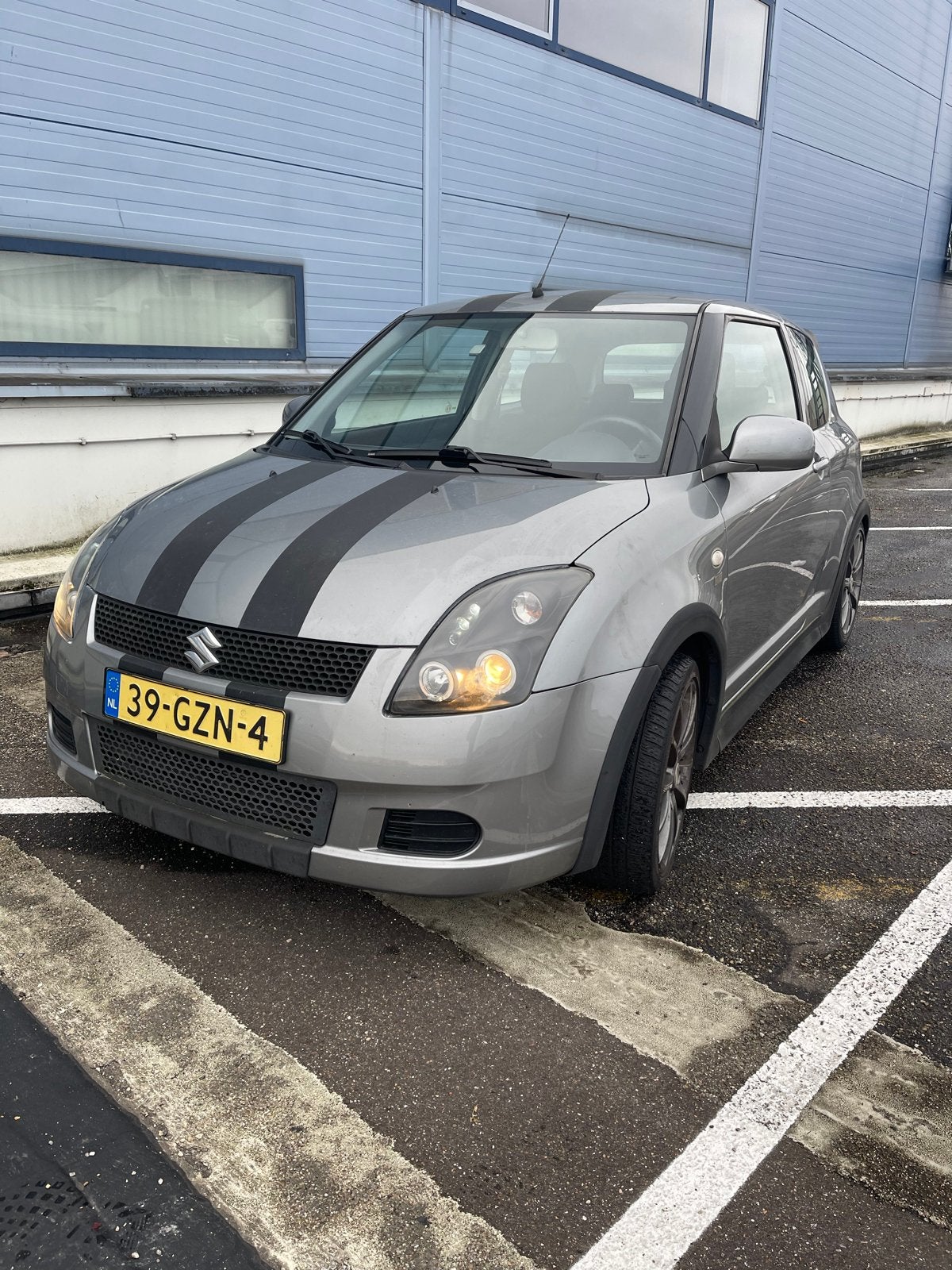 Suzuki Swift 1.5 3D 2008 Grijs, Voorwielaandrijving, 15 km/l, 40 €/maand, 4 cilinders