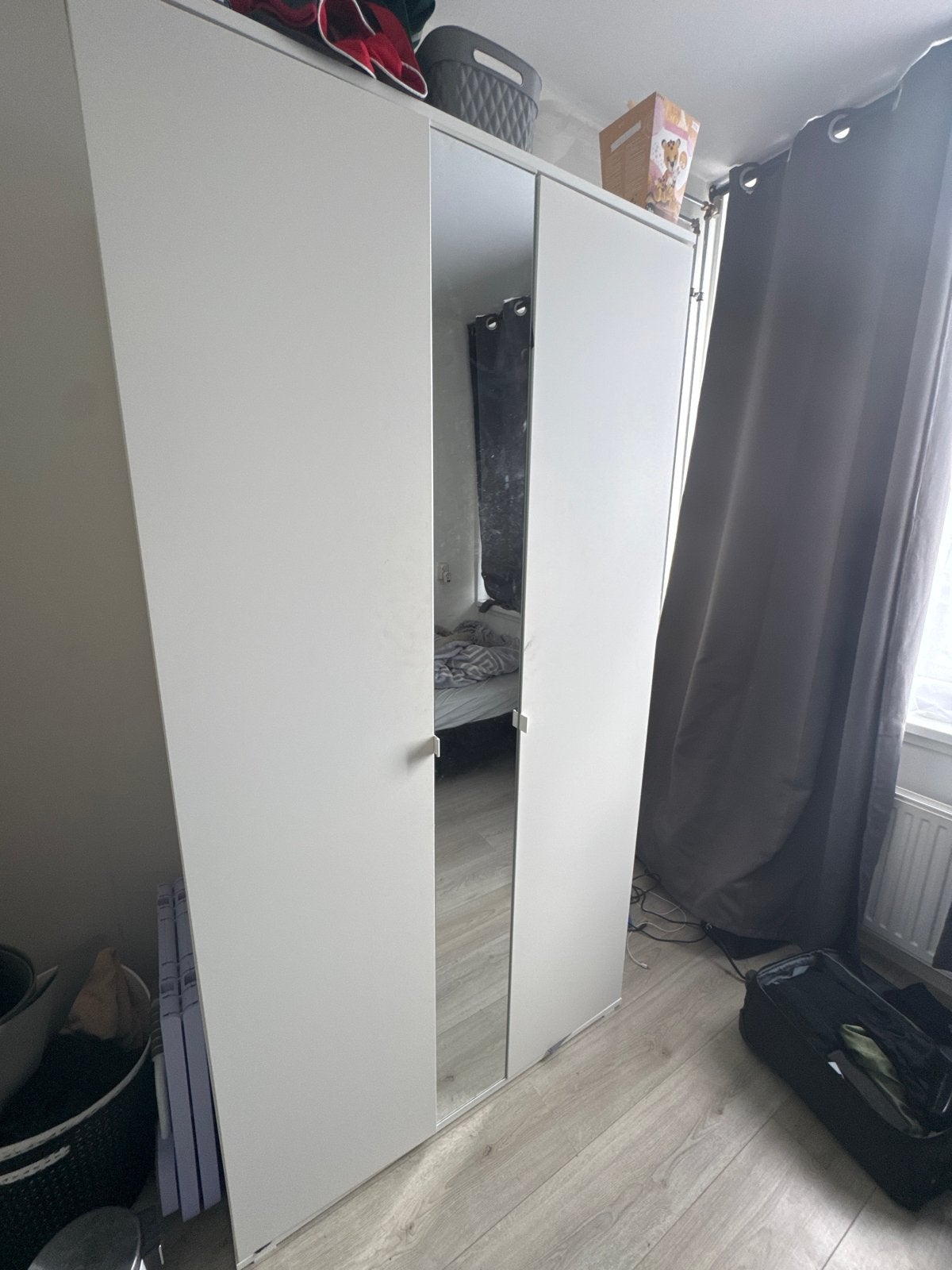 Zo goed als nieuwe IKEA kast met spiegeldeur, Ophalen, 100 tot 150 cm, 200 cm of meer, Zo goed als nieuw