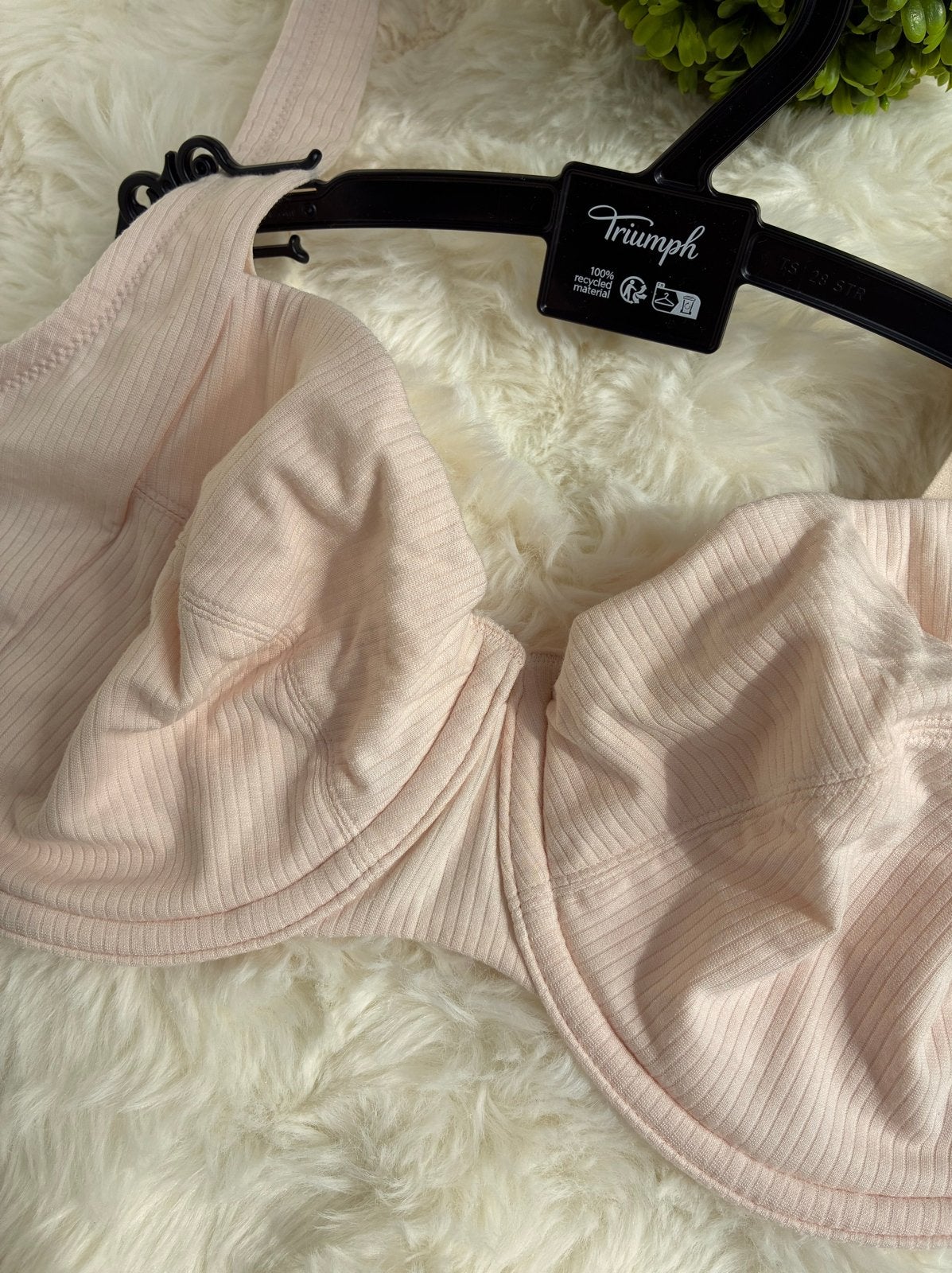 Triumph BH 80E - Nieuw met kaartjes, Verzenden, Roze, BH