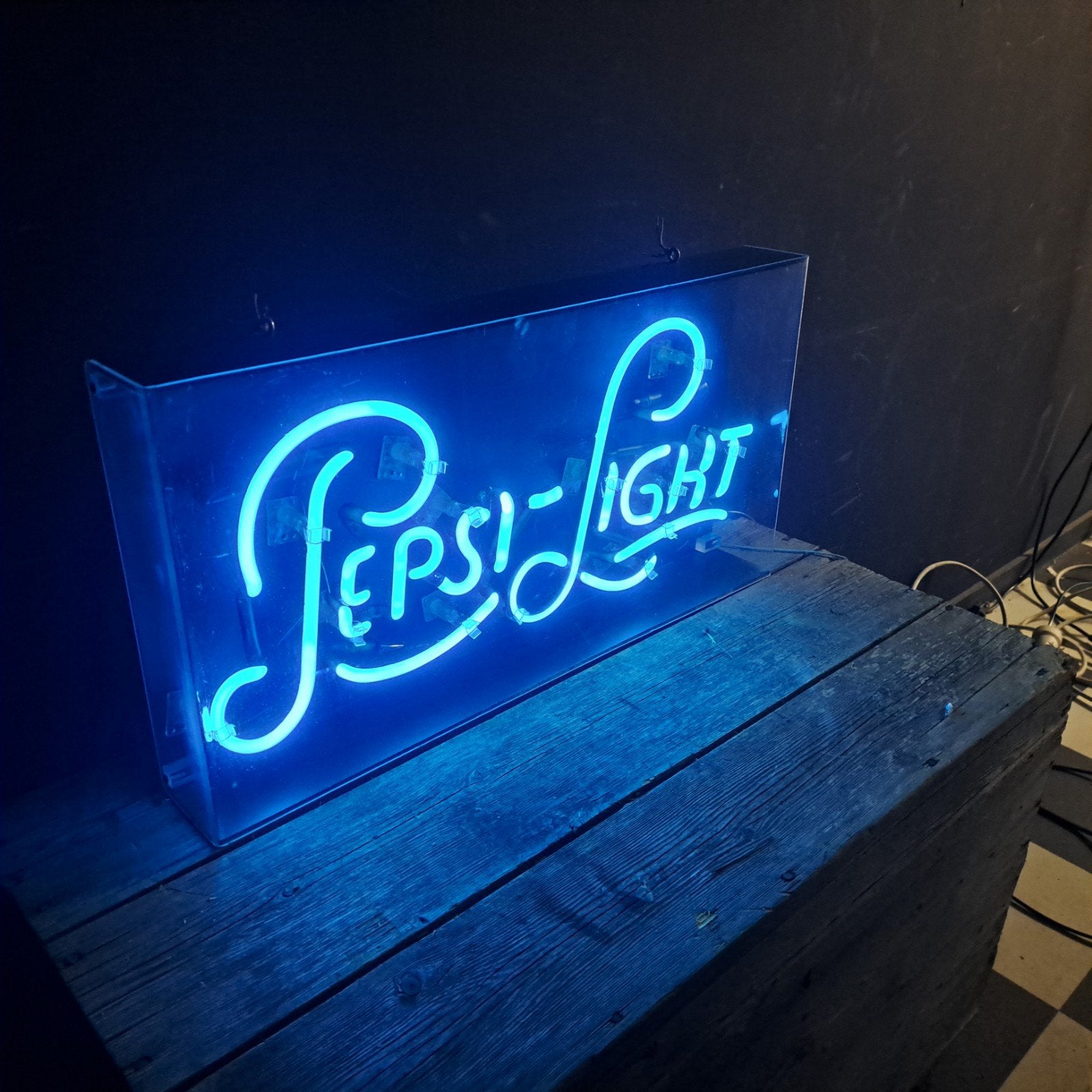 Pepsi-cola neon, Ophalen, Gebruikt, Lichtbak of (neon) lamp