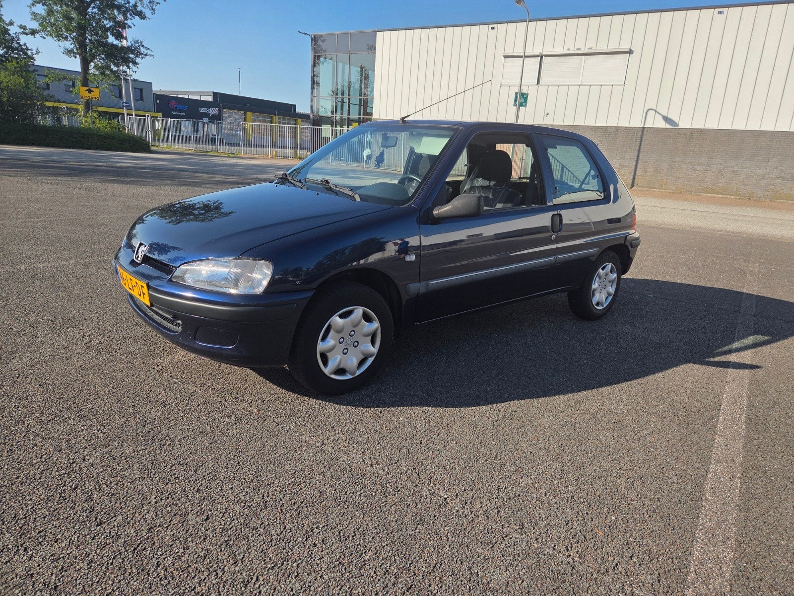Peugeot 106 1.1 XR 3DR 2002 Blauw, Auto's, Voorwielaandrijving, 4 cilinders, Origineel Nederlands, Handgeschakeld